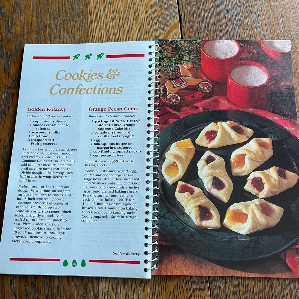 Treasury of Christmas Recipes Cookbook